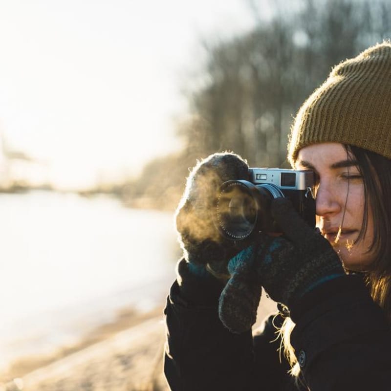 Kamera mirrorless 24 MP me lente